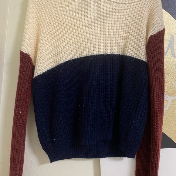 sweater - Picture 2 of 2